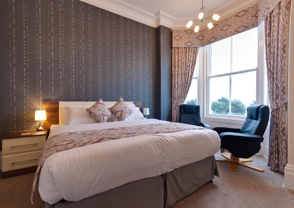Lauriston & Lawton Court Hotel 랜디드노 외부 사진