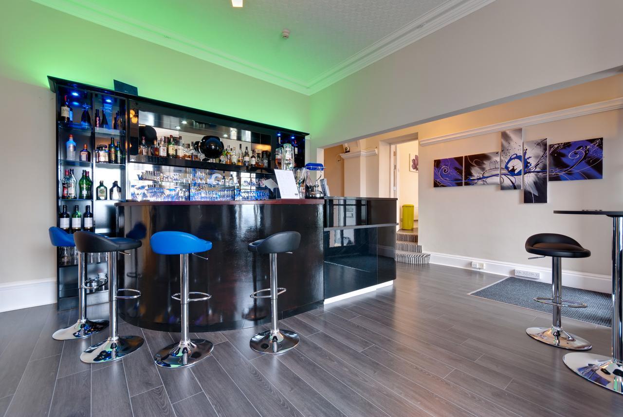 Lauriston & Lawton Court Hotel 랜디드노 외부 사진