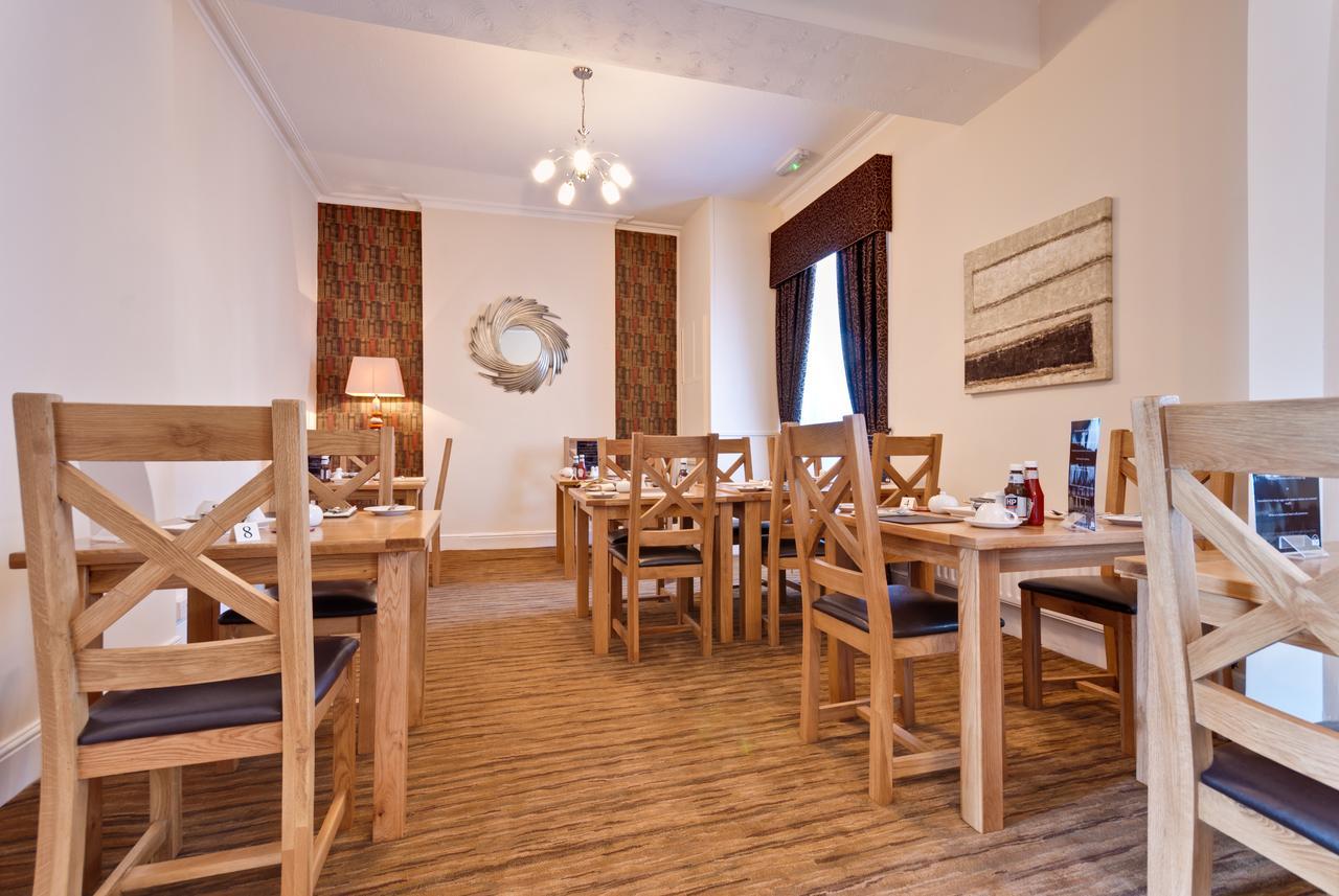 Lauriston & Lawton Court Hotel 랜디드노 외부 사진