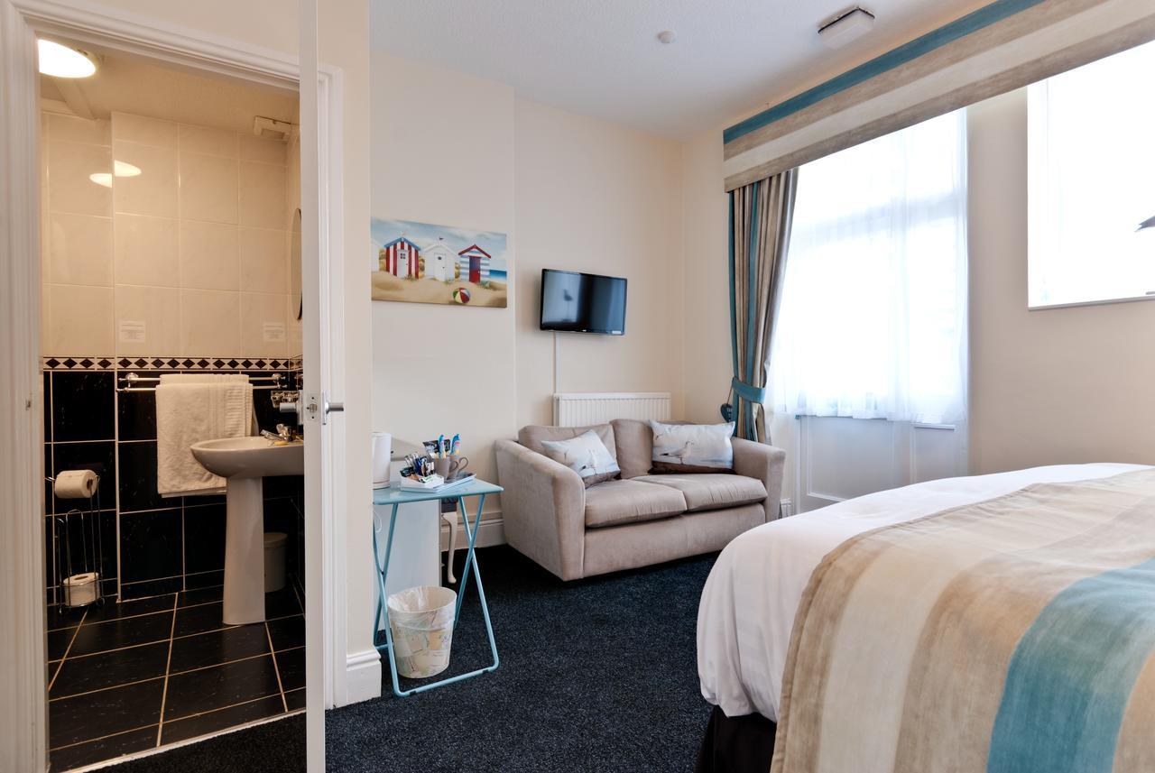 Lauriston & Lawton Court Hotel 랜디드노 외부 사진