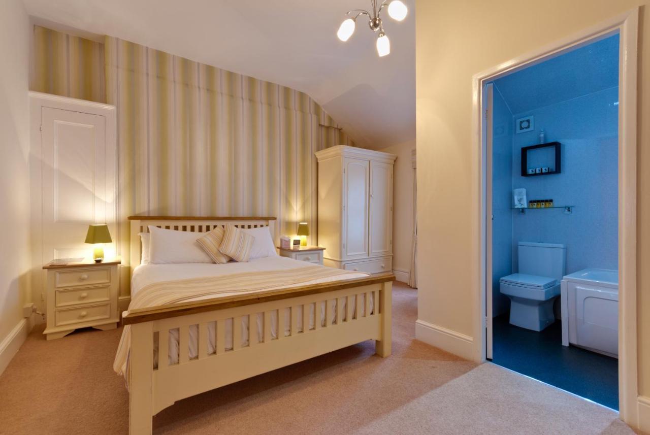 Lauriston & Lawton Court Hotel 랜디드노 외부 사진