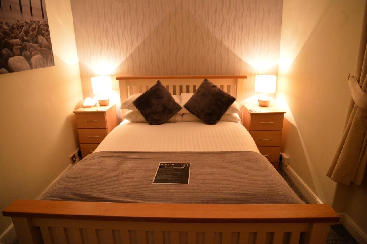 Lauriston & Lawton Court Hotel 랜디드노 외부 사진