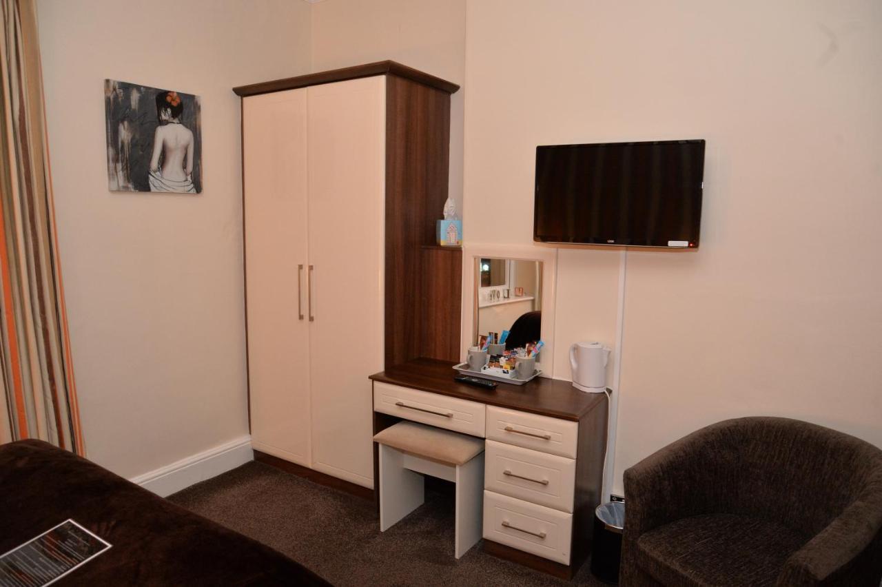 Lauriston & Lawton Court Hotel 랜디드노 외부 사진