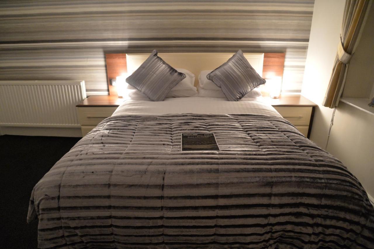 Lauriston & Lawton Court Hotel 랜디드노 외부 사진