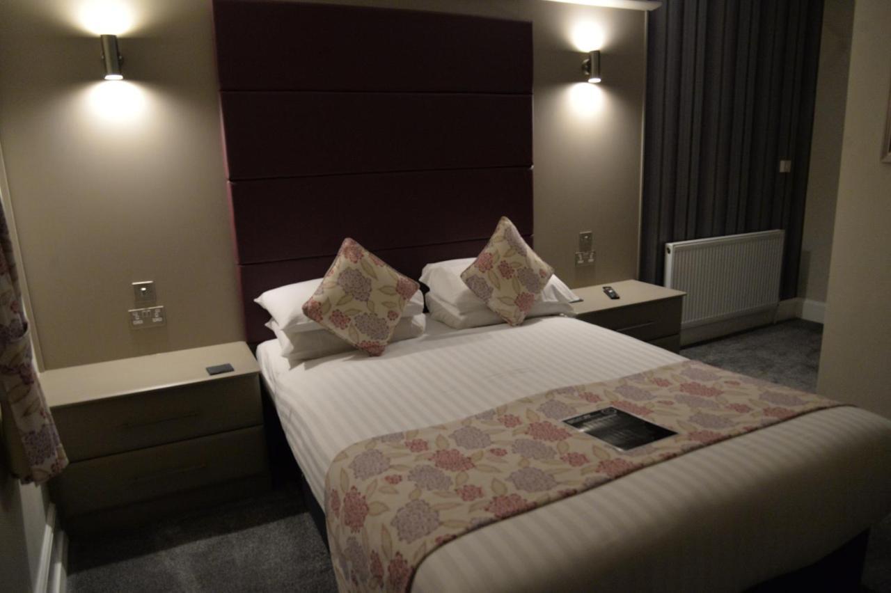 Lauriston & Lawton Court Hotel 랜디드노 외부 사진